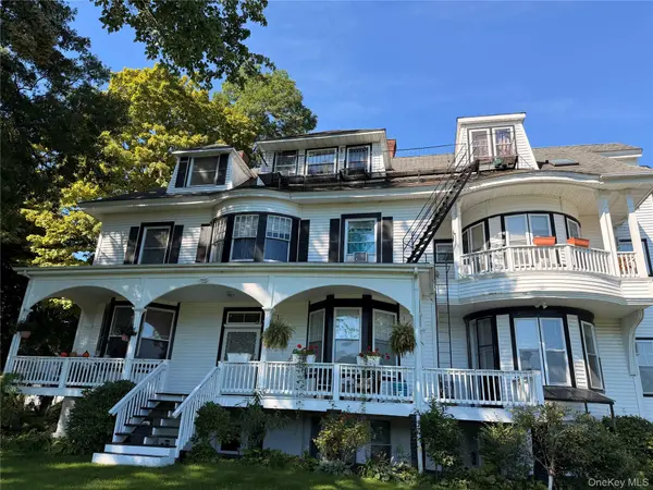 66 Ondaora Pkwy #6, Highland Falls, NY 10928