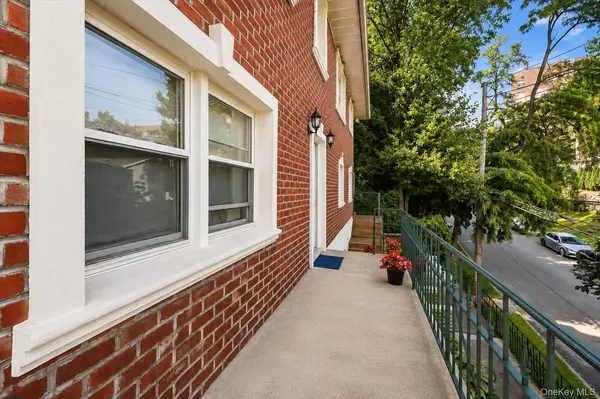 62 Raybrook Rd, Yonkers, NY 10704