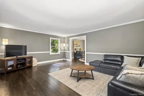 2 Aida LN, Cortlandt Manor, NY 10567
