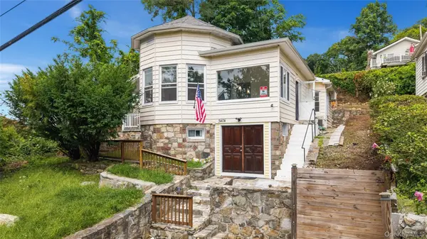3404 Mohegan AVE, Mohegan Lake, NY 10547