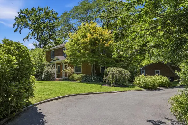 505 Bryant AVE, Roslyn, NY 11576