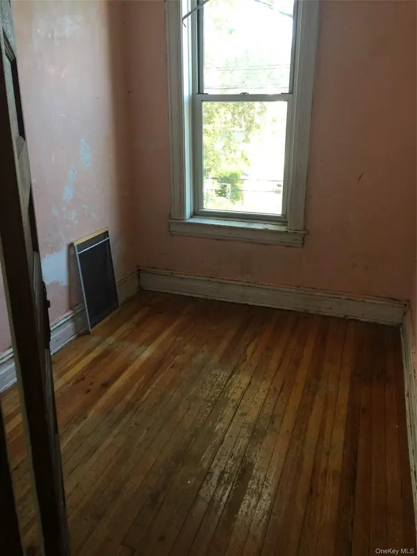 1051 71st ST, Brooklyn, NY 11228