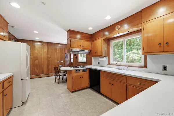 5 River RD, Suffern, NY 10901