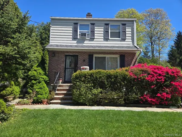 30 Greenvale CIR, White Plains, NY 10607