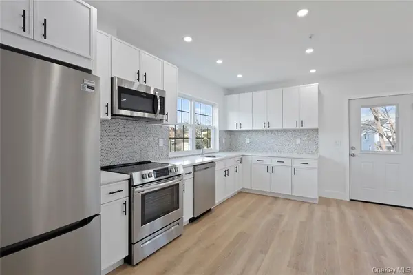 9 Lagrange AVE #APT 2, Poughkeepsie, NY 12603