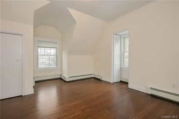 270 W 261 ST #3rd floor, Bronx, NY 10471