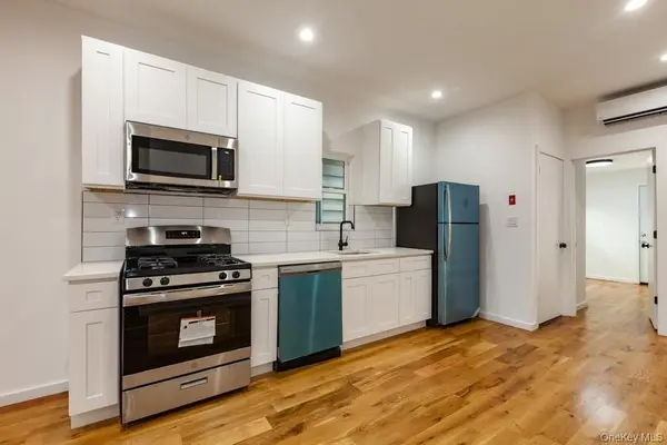 10418 89th AVE, Richmond Hill, NY 11418