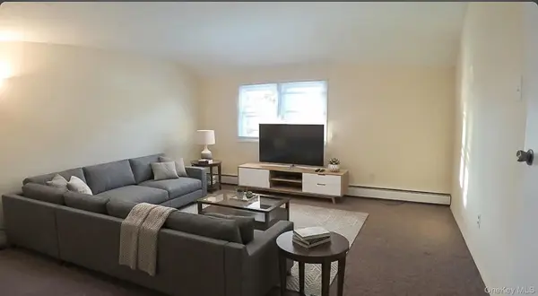 North Babylon, NY 11703