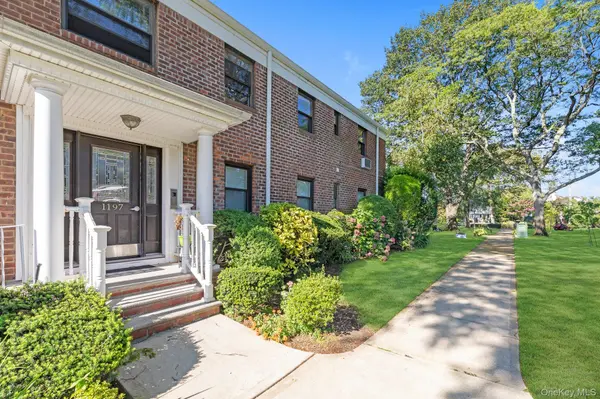 1197 E broadway #K24, Hewlett, NY 11557