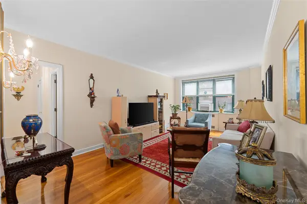 78-10 34 AVE #4J, Jackson Heights, NY 11372