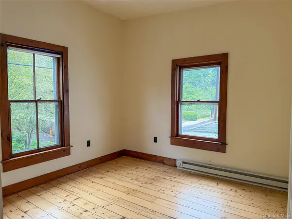 5 North RD #2A, Tivoli, NY 12583