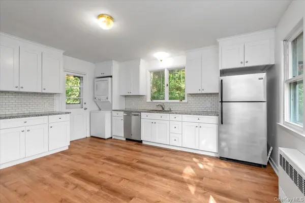 22 Putnam AVE, Glen Cove, NY 11542