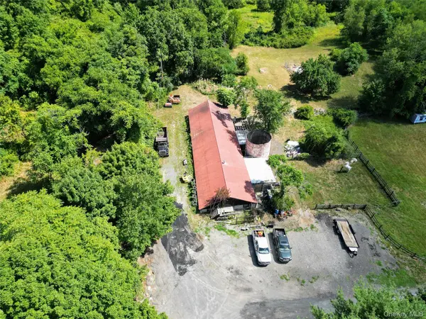 686 Route 17M, Middletown, NY 10940