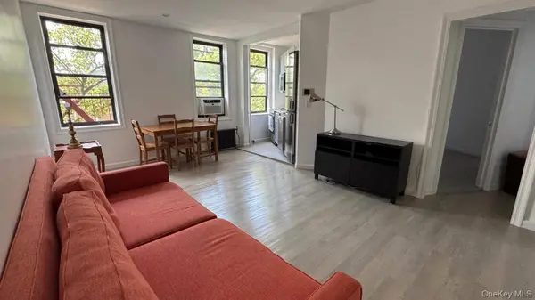 44-14 Newtown RD #3T, Astoria, NY 11103