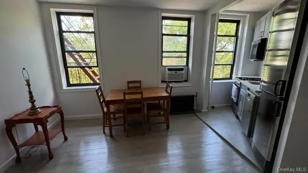 44-14 Newtown RD #3T, Astoria, NY 11103