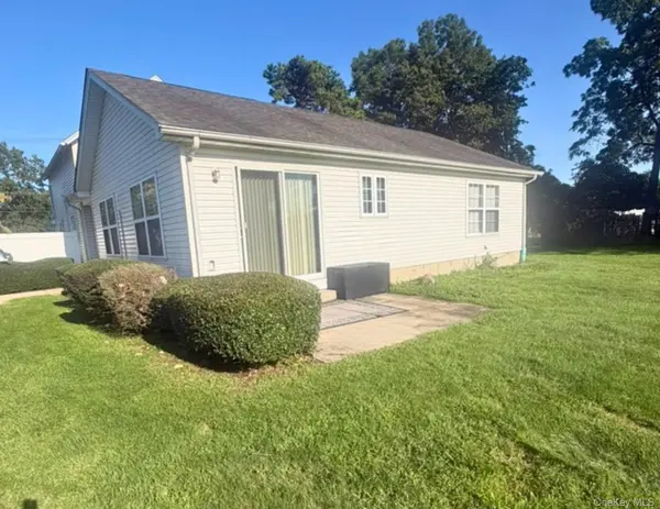 198 Moriches RD #B, Saint James, NY 11780
