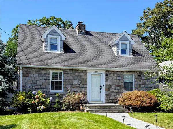 2100 Hillside AVE, Bellmore, NY 11710