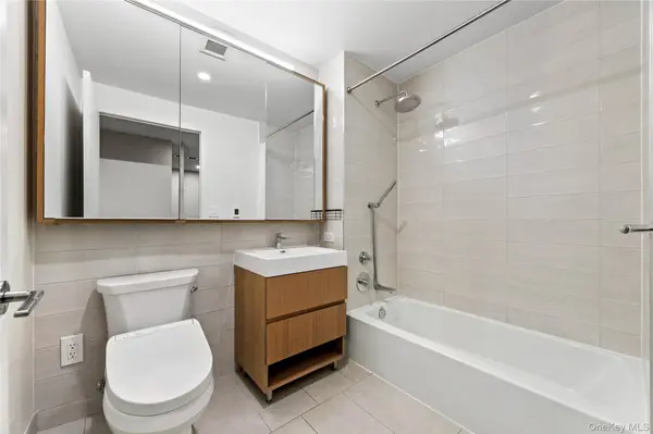131-02A 40th Road #14B, Flushing, NY 11354
