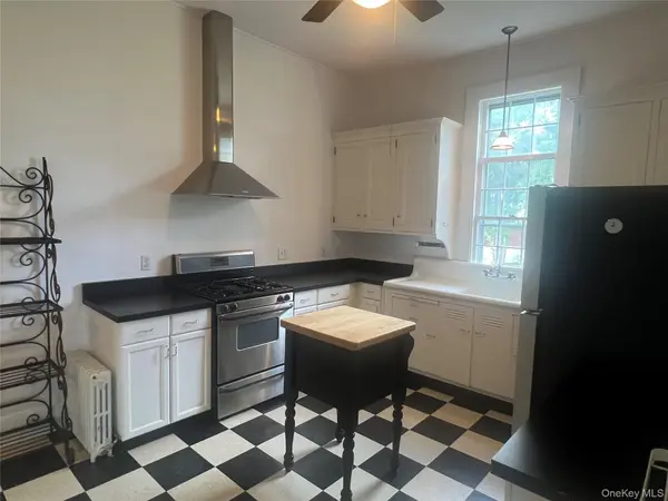 7 Parkway #2, Goshen, NY 10924