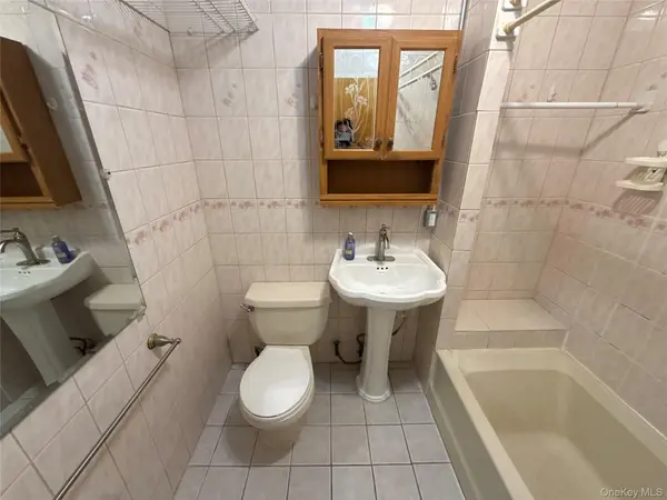 88-09 132nd ST #2, Richmond Hill, NY 11418
