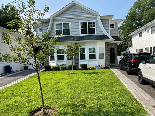 9 Mohegan AVE #A, Port Washington, NY 11050