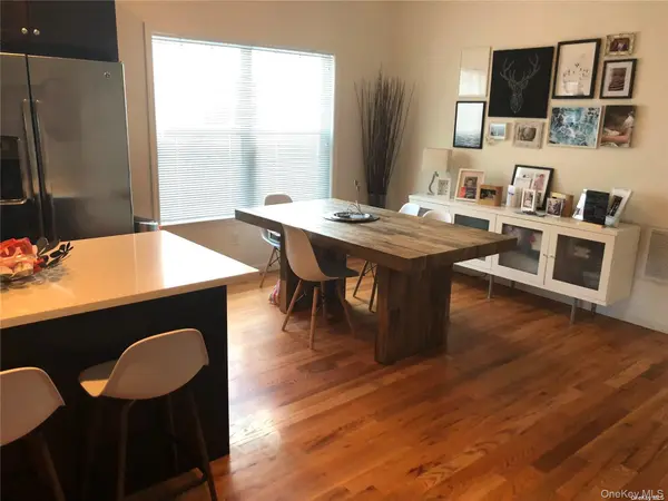 9 Mohegan AVE #A, Port Washington, NY 11050