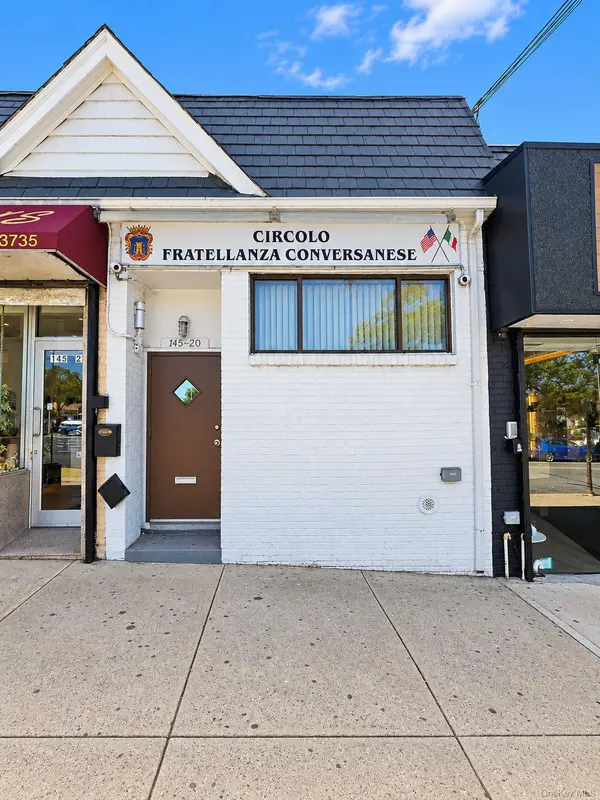 145-20 14th AVE, Whitestone, NY 11357