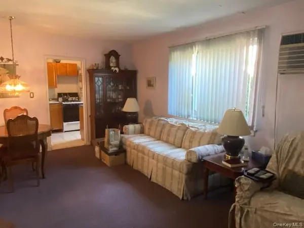 255-15 75th AVE #G-1, Glen Oaks, NY 11004