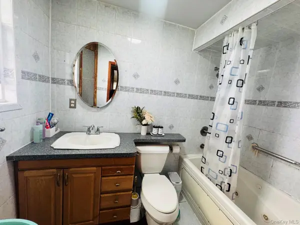 192-14 109th AVE #1st floor, Saint Albans, NY 11412