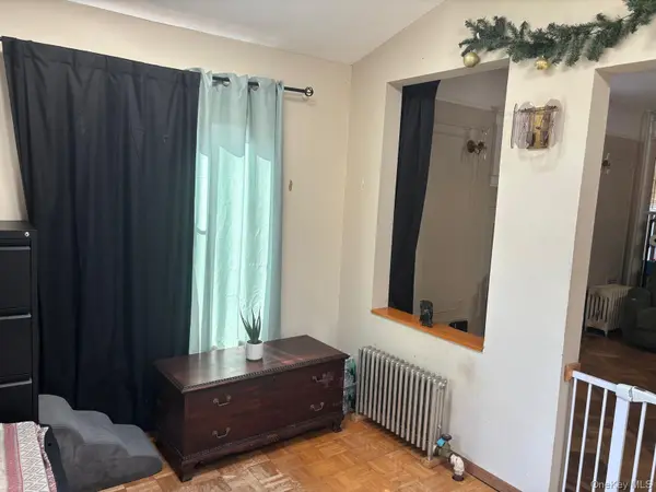 121-13 Hillside AVE, Richmond Hill, NY 11418