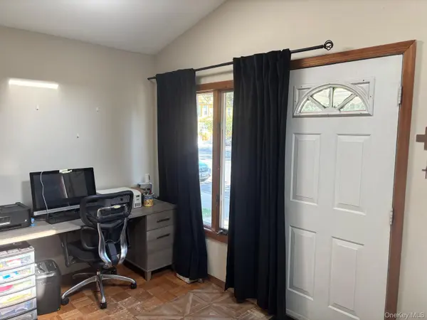 12113 Hillside AVE, Richmond Hill, NY 11418