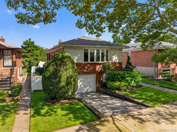 26-15 Clearview EXPY, Bayside, NY 11360