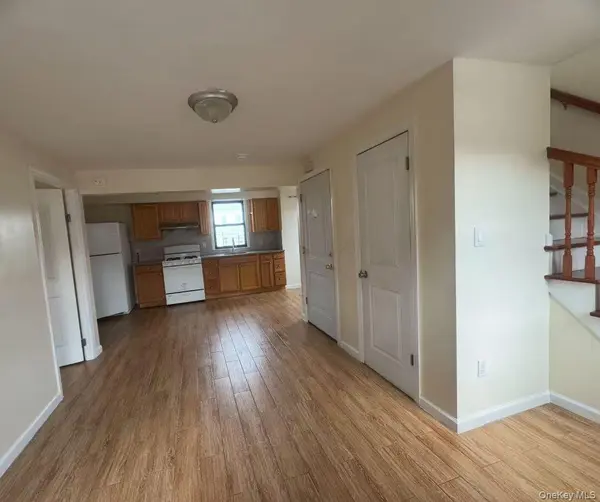 18-19 College Point BLVD #2FL, College Point, NY 11356
