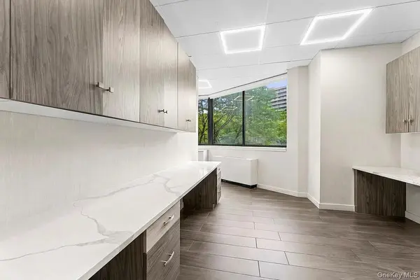 62-40 97th Place #2BC 97th Place ##2BC, Rego Park, NY 11374