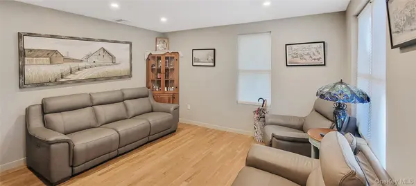 3 Preston PL, Patterson, NY 12563