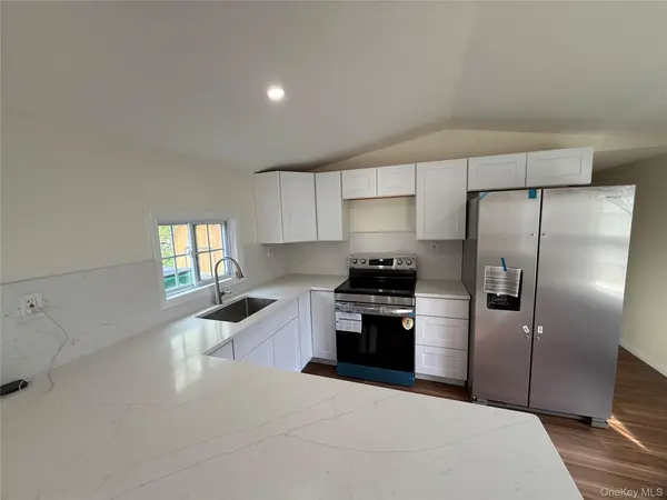 2 Walnut Park Lot 1 LN, Milton, NY 12547