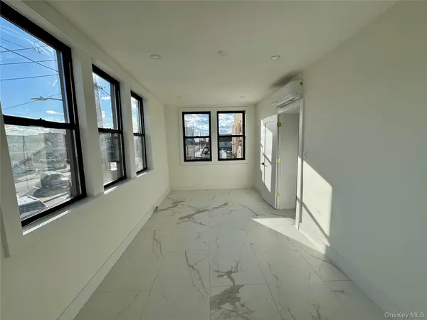 315 Riverside BLVD #1, Long Beach, NY 11561