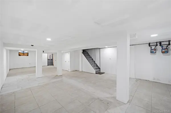 1047 E 217th ST, Bronx, NY 10469