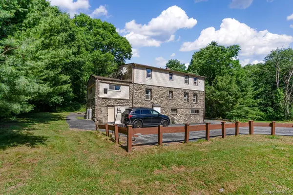 491 State Route 32, Wallkill, NY 12589