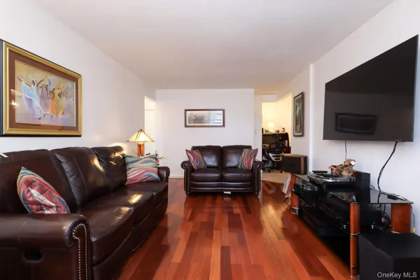 87-40 Francis Lewis BLVD #A68, Queens Village, NY 11427