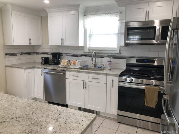 321 W Walnut ST #2, Long Beach, NY 11561