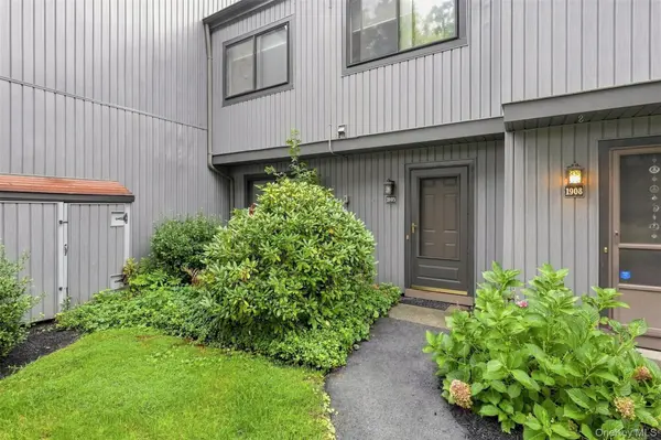 1905 Magnolia WALK, Poughkeepsie, NY 12603