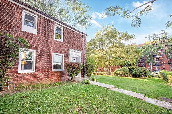 80-14 150th #25D, Jamaica, NY 11435