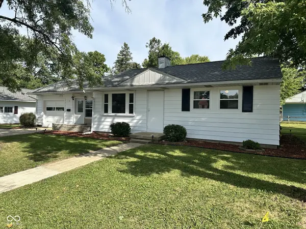 2 W Tilden DR, Brownsburg, IN 46112