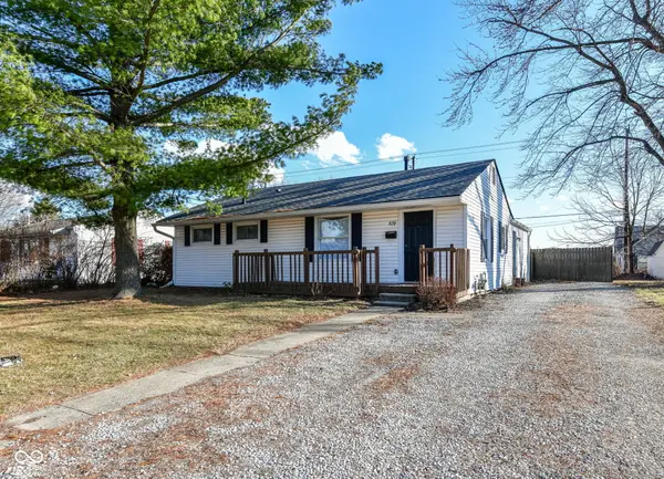 529 Maple LN, Brownsburg, IN 46112