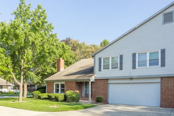 7547 Farm View CIR E, Indianapolis, IN 46256
