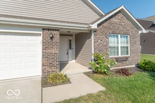 6822 Trey DR, Camby, IN 46113