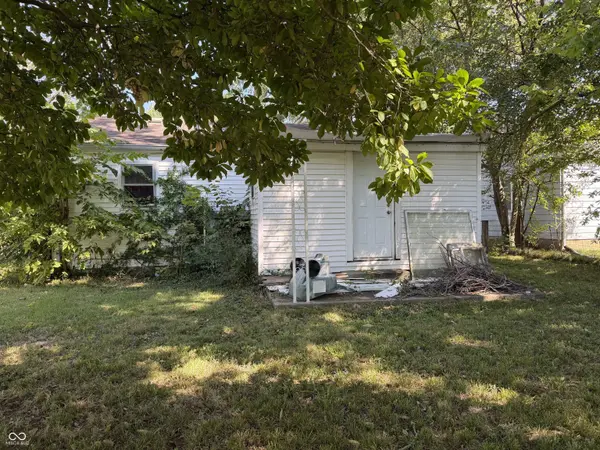 1640 Meridian ST, Columbus, IN 47201