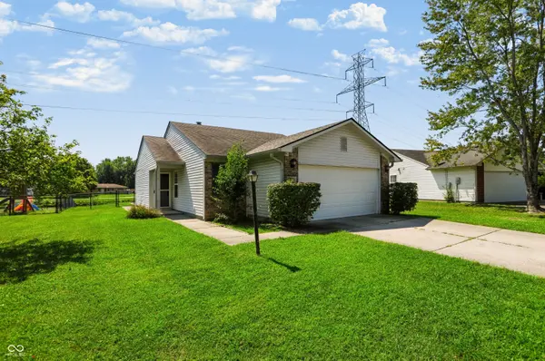 8445 Coralberry LN, Indianapolis, IN 46239