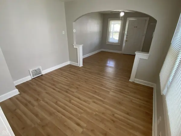 1533 Kappes ST, Indianapolis, IN 46221